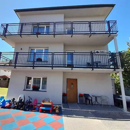 Guest house Young's House , ,pokoje Ustka