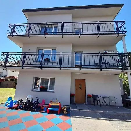 Guest house Young's House , ,pokoje Ustka