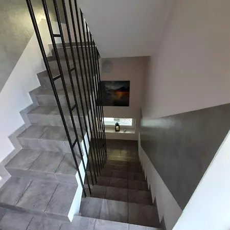 Young's House , ,pokoje 3* Ustka